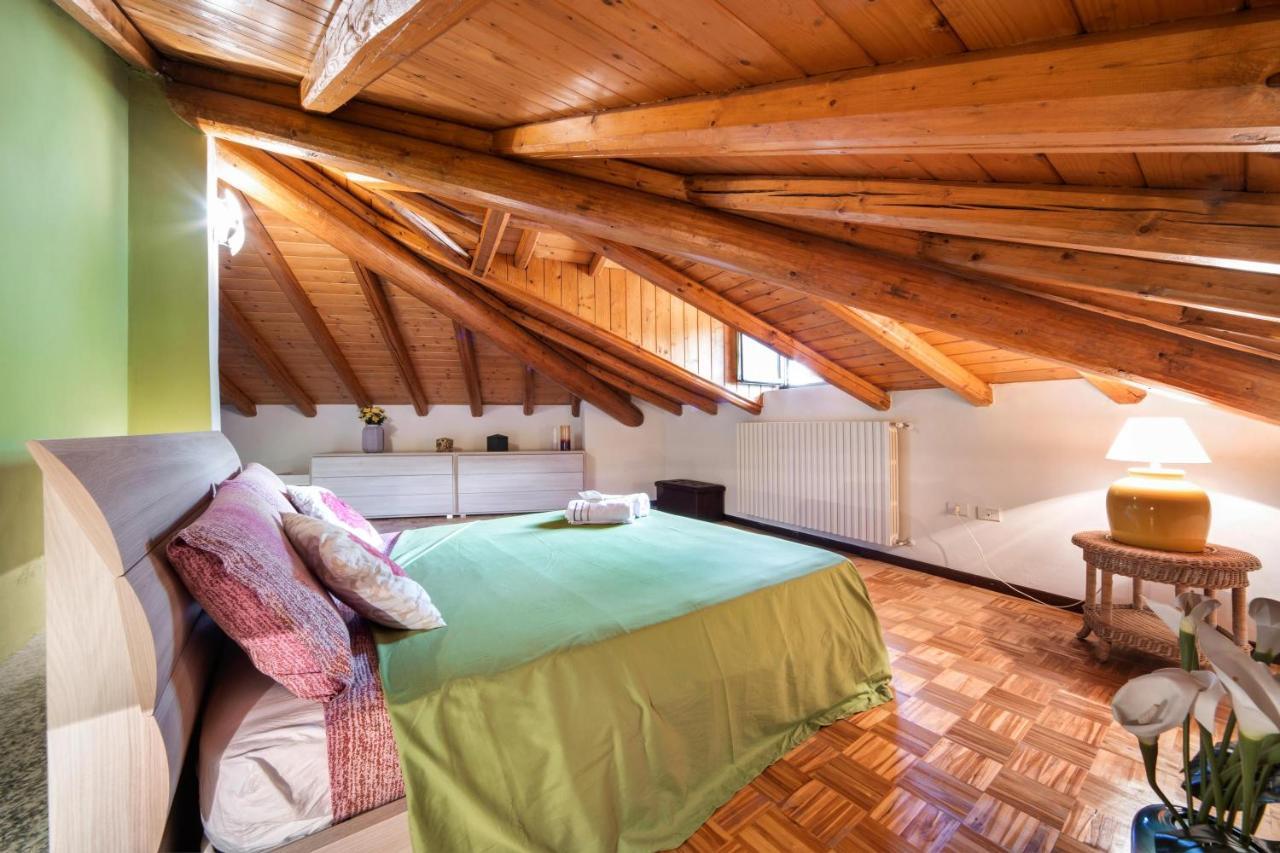 Mansarda Fra Monte E Lago Apartment Esino Lario Bagian luar foto